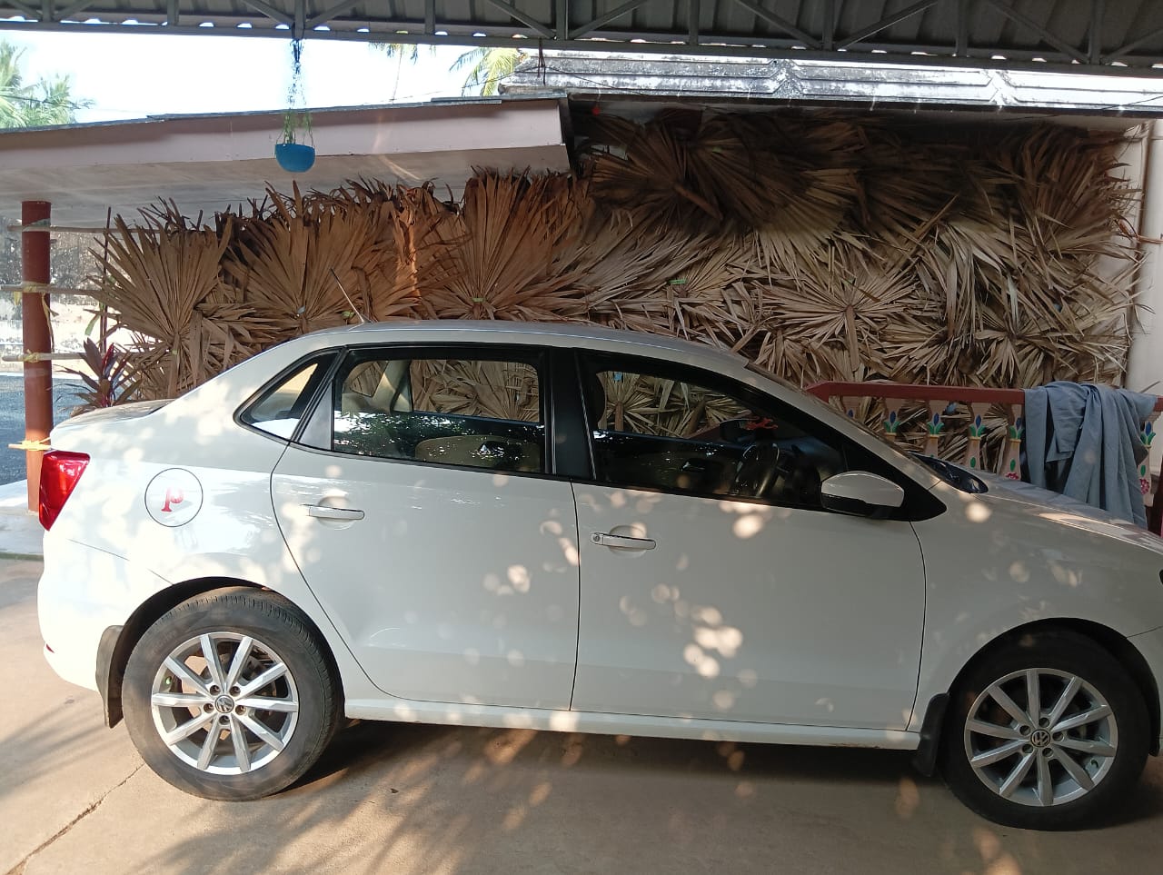Volkswagen Ameo(2016-2019) Highline 1.2l Plus (p)